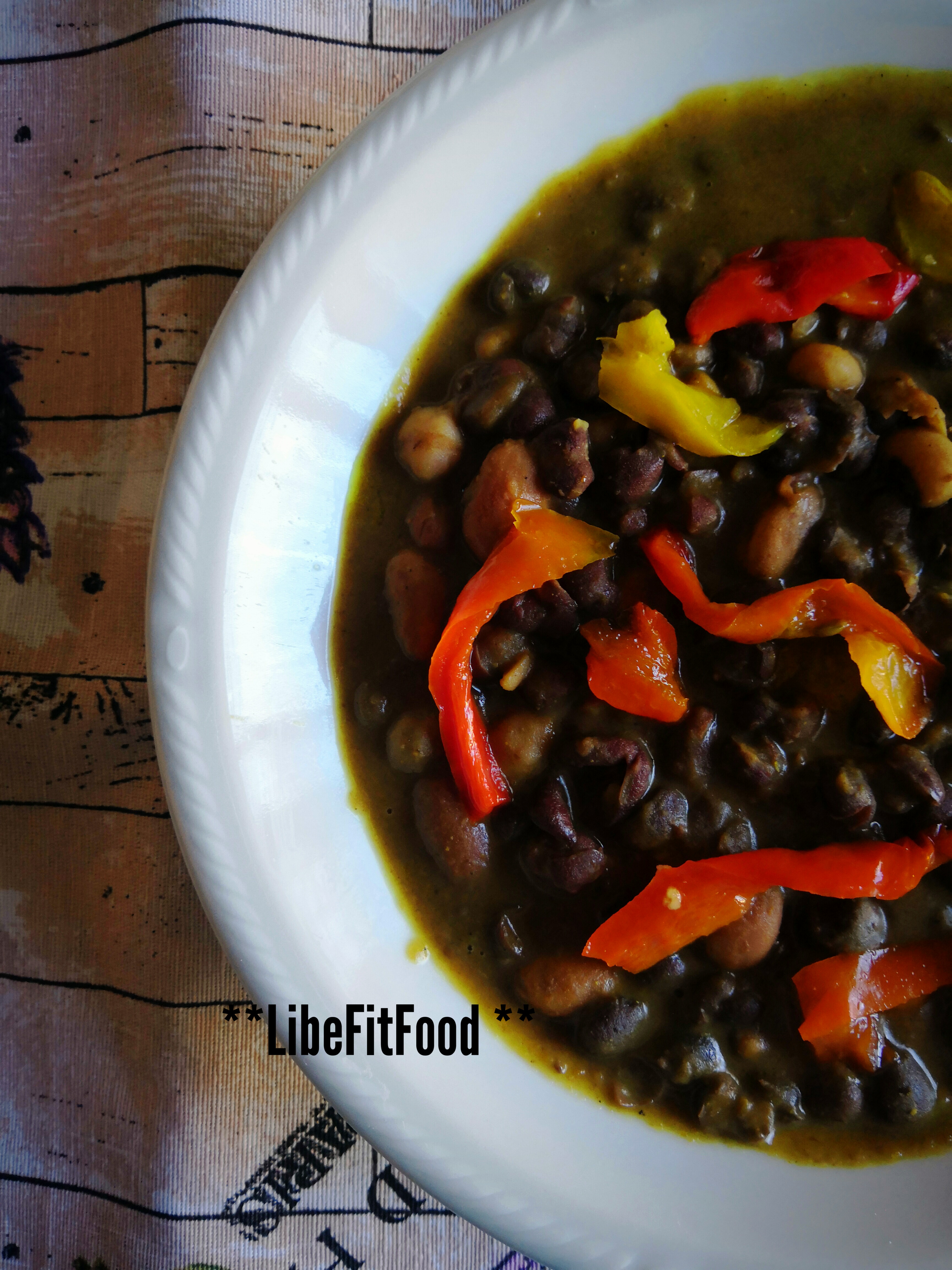  FAGIOLI  AL  COCCO E CURRY di Liberata Gallo